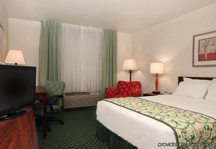 Fairfield Hotel